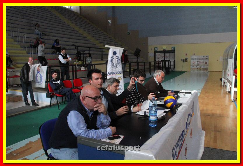 140430 volley 140_tn.jpg